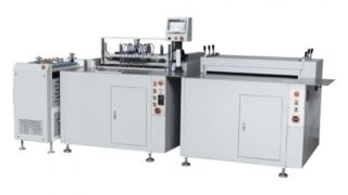 Halbautomatische Kartonherstellungsmaschine mit zwei Stationen