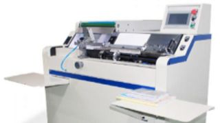 Arbeitsablauf der Kunststoff-Spiralbindemaschine