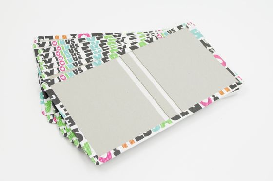 105 × 160 mm Mindestgröße Hardcover-Gehäuse mit 0,3-0,5 mm flexiblen Rücken