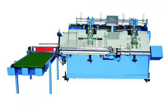 Automatische Papiereinsatzmaschine zum Einfügen von Endblättern Verringern defekte Produkte und verbessern die Effizienz